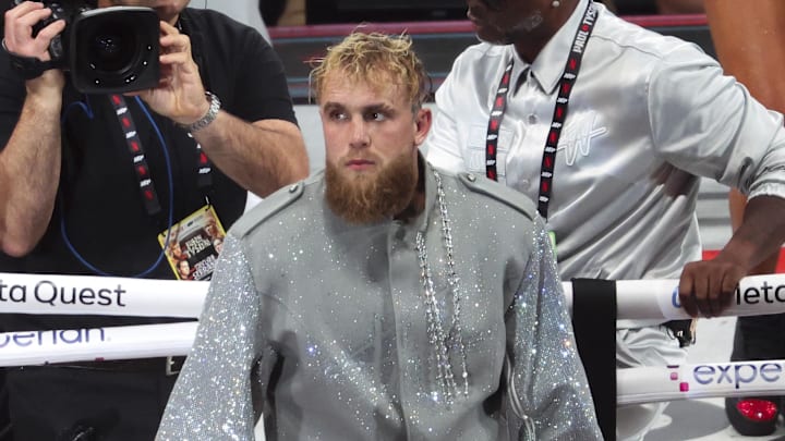 Paul before the fight against Mike Tyson. 