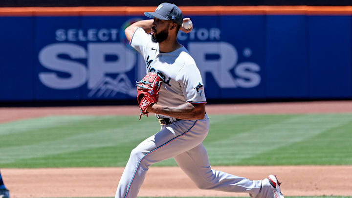 Sandy Alcántara es una de las figuras de Marlins