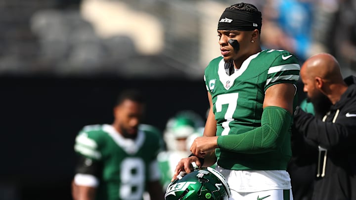 New York Jets quarterback Justin Fields New York Jets quarterback Justin Fields