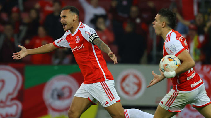 Alan Patrick é uma das referências do elenco colorado Alan Patrick é uma das referências do elenco colorado