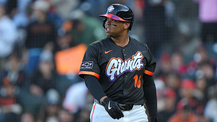 Rafael Devers ya viste el uniforme de San Francisco 