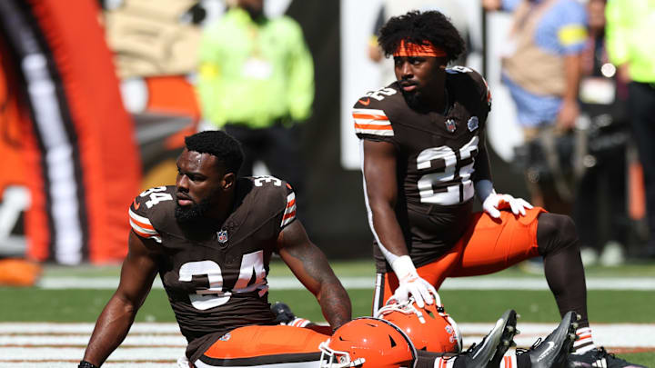 Sep 7, 2025; Cleveland, Ohio, USA; Cleveland Browns running back Jerome Ford (34) and running back Dylan Sampson (22) warm up before a game against the Cincinnati Bengals at Huntington Bank Field. Mandatory Credit: Scott Galvin-Imagn Images