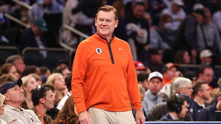 Nov 28, 2025; New York, New York, USA; Illinois Fighting Illini head coach Brad Underwood at Madison Square Garden. Mandatory Credit: Wendell Cruz-Imagn Images Nov 28, 2025; New York, New York, USA; Illinois Fighting Illini head coach Brad Underwood at Madison Square Garden. Mandatory Credit: Wendell Cruz-Imagn Images
