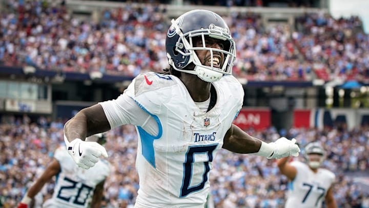Tennessee Titans wide receiver Calvin Ridley (0) brings in a touchdown against the New York Jets during the third quarter at Nissan Stadium in Nashville, Tenn., Sunday, Sept. 15, 2024.