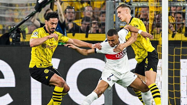 Borussia Dortmund v PSG - UEFA Champions League