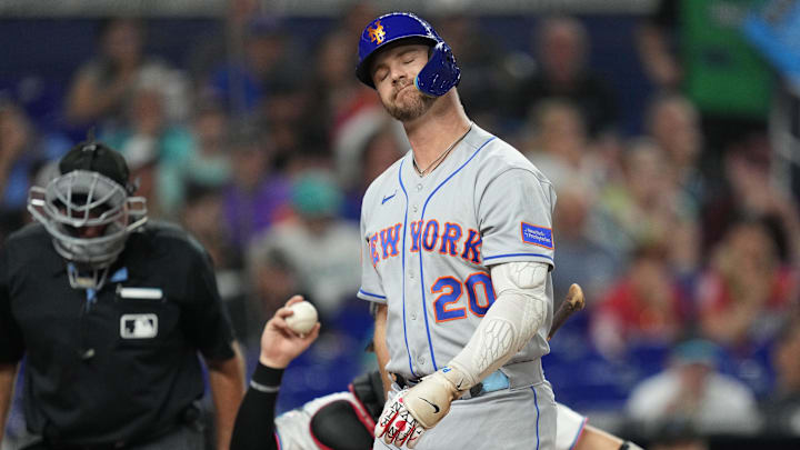 Sep 19, 2023; Miami, Florida, USA; New York Mets first baseman Pete Alonso (20) strikes out in the first inning against the Miami Marlins at loanDepot Park. Mandatory Credit: Jim Rassol-Imagn Images Sep 19, 2023; Miami, Florida, USA; New York Mets first baseman Pete Alonso (20) strikes out in the first inning against the Miami Marlins at loanDepot Park. Mandatory Credit: Jim Rassol-Imagn Images