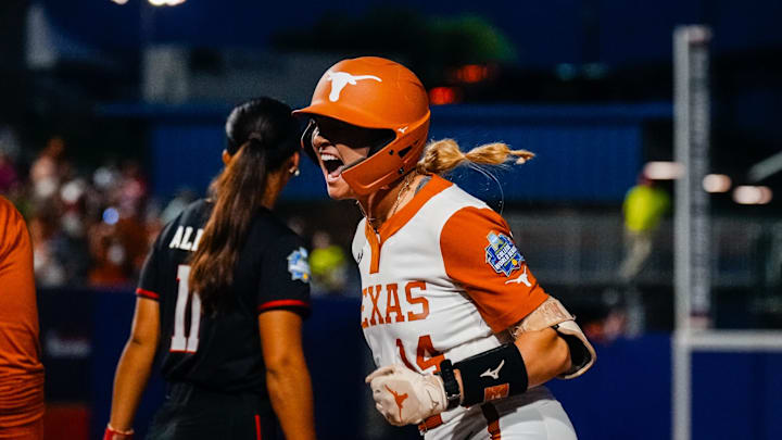 Atwood’s first hit of the World Series ended up being an RBI that scored two and took the lead.