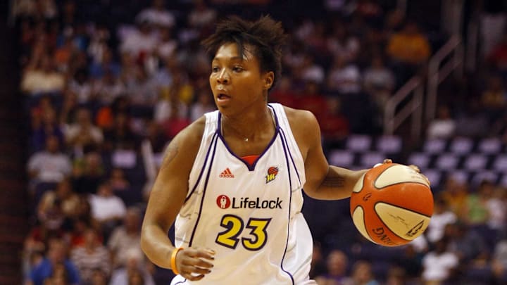 Oct 1, 2009; Phoenix, AZ, USA; Phoenix Mercury guard Cappie Pondexter (23) against the Indiana Fever in the first quarter at US Airways Center. Mandatory Credit: Rick Scuteri-Imagn Images