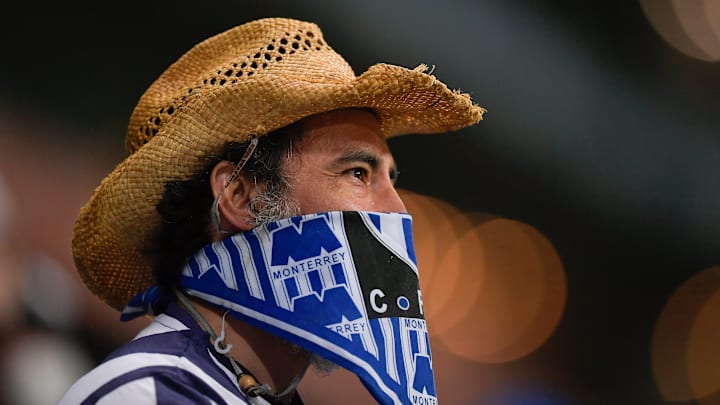 Aficionados de Monterrey interceptaron a jugadores para amenzarlos 