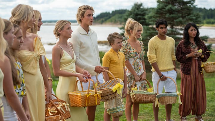 Candice King, Caitlin FitzGerald, Mamie Gummer, Joseph Zada, Esther McGregor, and Shubham Maheshwari in We Were Liars