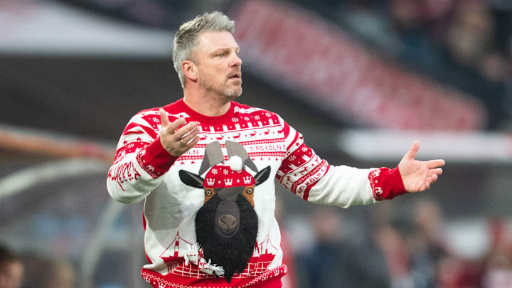 Lukas Kwasniok wirkt an der Seitenlinie zunehmend ratlos