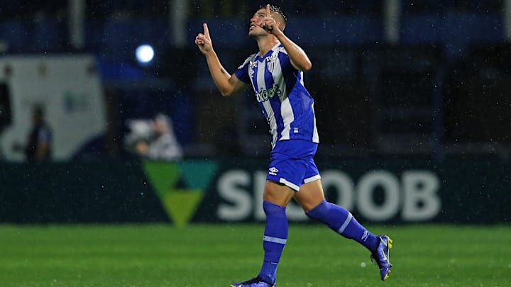 Bissoli é o vice-artilheiro do Brasileirão com 12 gols, um a menos do que Germán Cano, do Fluminense