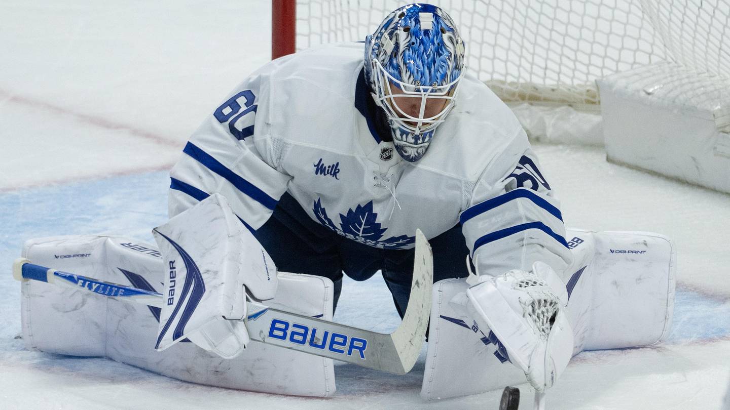 Joseph Woll is an ideal tandem partner for Dan Vladar