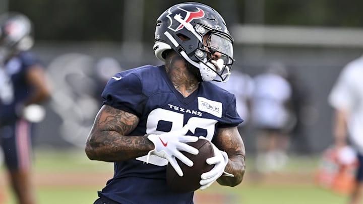 Houston Texans tight end Irv Smith Jr. (83) participates in a drill during an NFL football minicamp at NRG Stadium. 