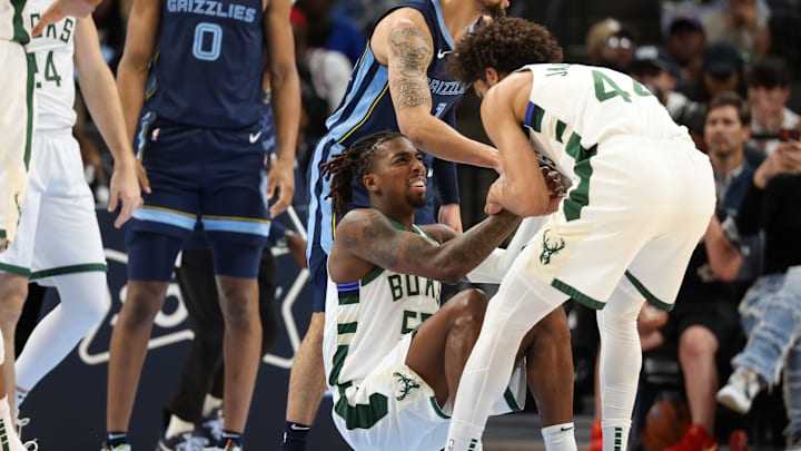 Milwaukee Bucks v Memphis Grizzlies
