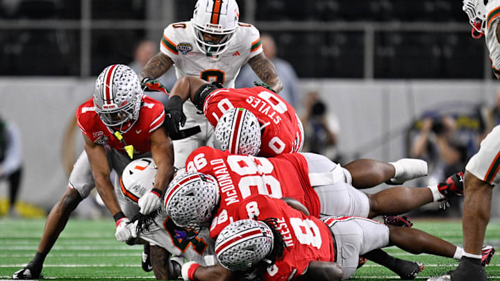 FOX Sports' Joel Klatt predicts the Chicago Bears to draft Ohio State DT Kayden McDonald in the 2026 NFL draft