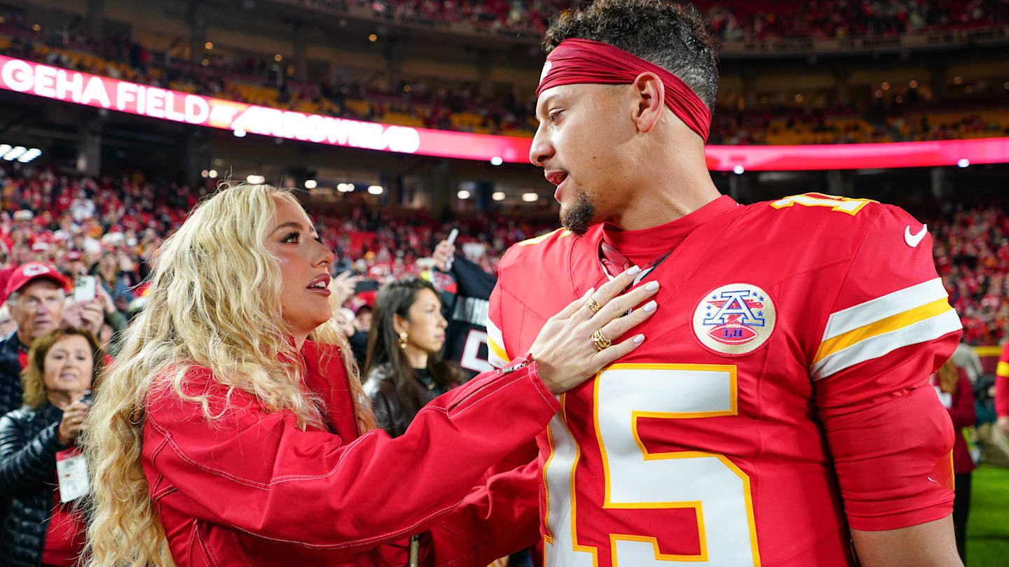 Patrick Mahomes and Wife Brittany Go Full-On Matching Cowboy Fits Together