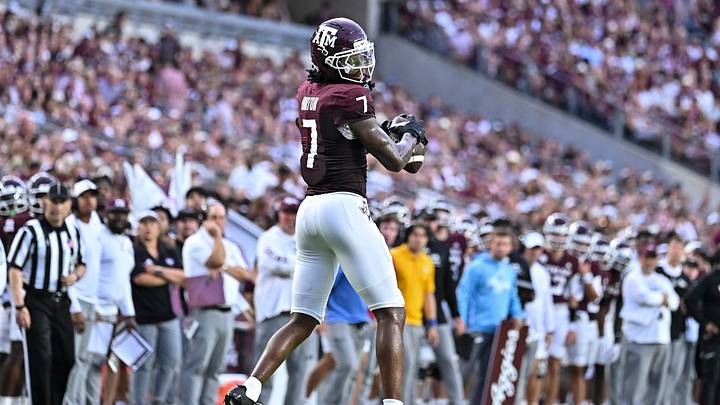 Sep 5, 2026; College Station, Texas, USA; Texas A&M Aggies wide receiver Isaiah Horton (7) catches a pass during the second quarter against the Missouri State Bears at Kyle Field. Mandatory Credit: Maria Lysaker-Imagn Images
