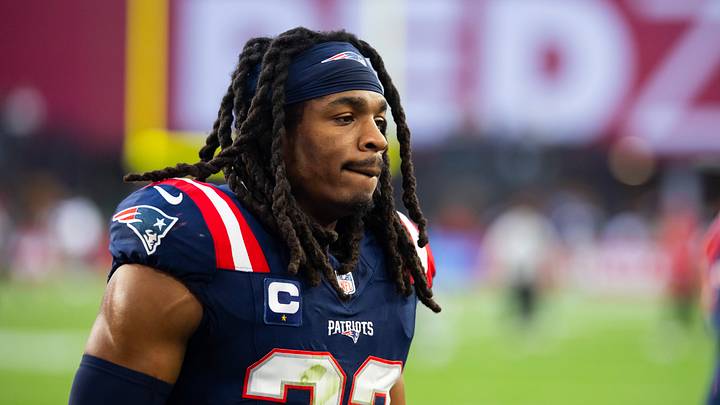 Dec 15, 2024; Glendale, Arizona, USA; New England Patriots safety Kyle Dugger (23) against the Arizona Cardinals at State Farm Stadium. Mandatory Credit: Mark J. Rebilas-Imagn Images Dec 15, 2024; Glendale, Arizona, USA; New England Patriots safety Kyle Dugger (23) against the Arizona Cardinals at State Farm Stadium. Mandatory Credit: Mark J. Rebilas-Imagn Images