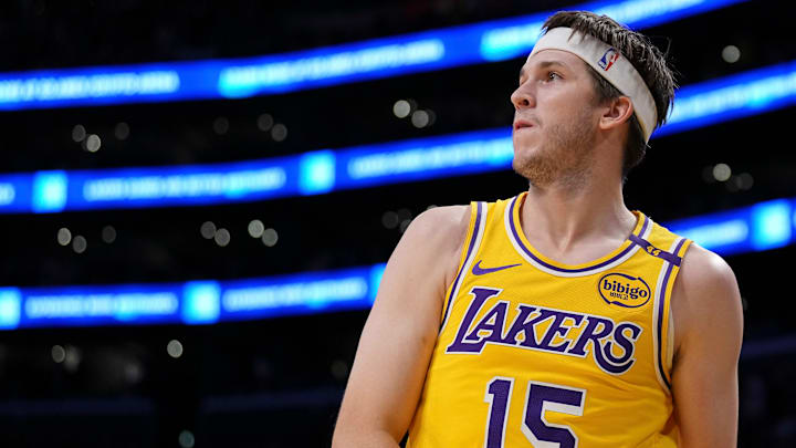 Golden State Warriors v Los Angeles Lakers