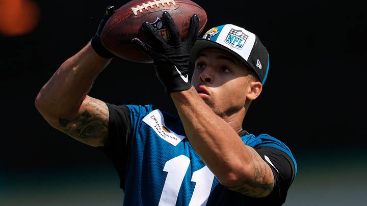 Jacksonville Jaguars wide receiver Parker Washington (11) catches a pass during an organized team activity Tuesday, May 28, 2024 at EverBank Stadium’s Miller Electric Center in Jacksonville, Fla.