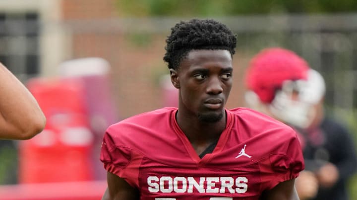 Oklahoma wide receiver Elijah Thomas Oklahoma wide receiver Elijah Thomas