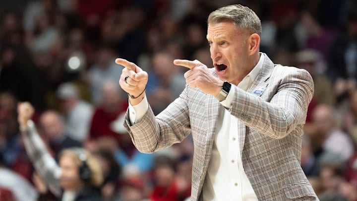 Alabama head coach Nate Oats Alabama head coach Nate Oats
