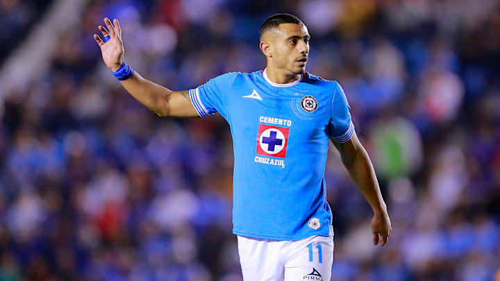 Cruz Azul v Tigres UANL - Torneo Apertura 2024 Liga MX