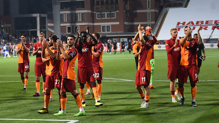 Kasimpasa SK v Galatasaray - Super Lig