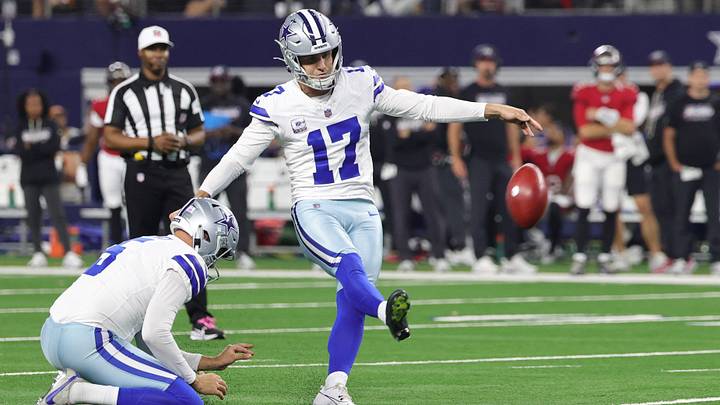 Dallas Cowboys kicker Brandon Aubrey (17) kicks a field goal against the Tampa Bay Buccaneers in the first half at AT&T Stadium. Mandatory Credit: Kevin Jairaj-Imagn Images Dallas Cowboys kicker Brandon Aubrey (17) kicks a field goal against the Tampa Bay Buccaneers in the first half at AT&T Stadium. Mandatory Credit: Kevin Jairaj-Imagn Images