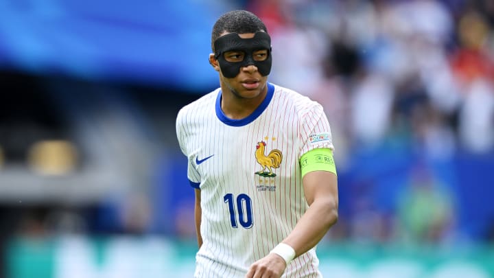 Kylian Mbappé est la star de l'Équipe de France. Kylian Mbappé est la star de l'Équipe de France.