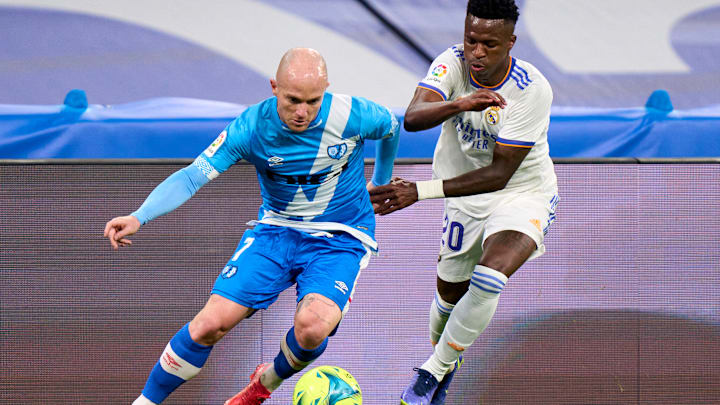 Vini Jr é contabiliza 16 gols e oito assistências na temporada 2021/22 Vini Jr é contabiliza 16 gols e oito assistências na temporada 2021/22