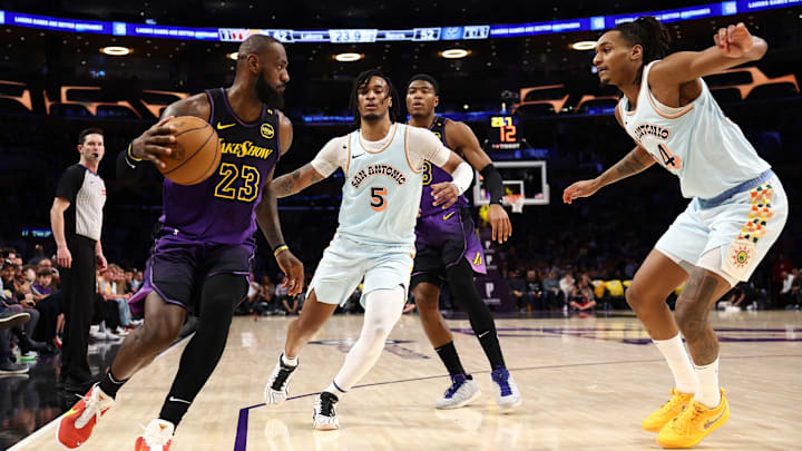 San Antonio Spurs v Los Angeles Lakers