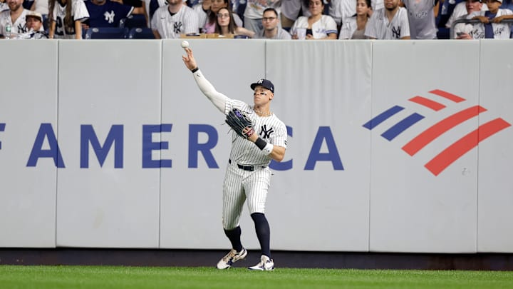 Toronto Blue Jays v New York Yankees