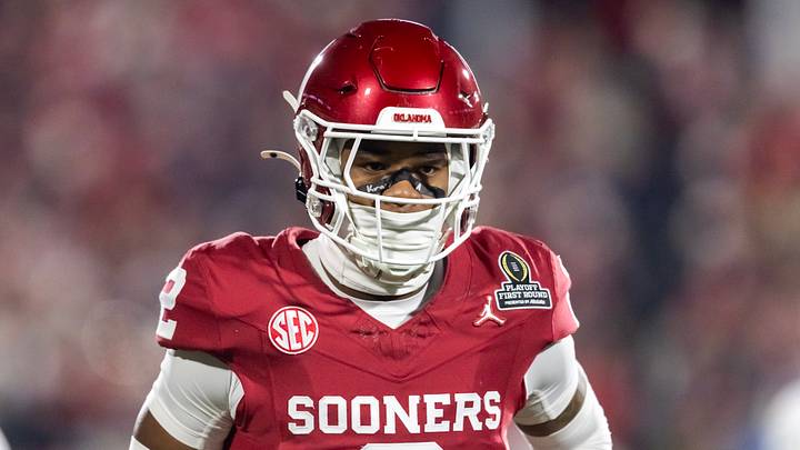 Dec 19, 2025; Norman, OK, USA; Oklahoma Sooners defensive back Omarion Robinson (2) against the Alabama Crimson Tide during the CFP National Playoff First Round at Gaylord Family Oklahoma Memorial Stadium. Dec 19, 2025; Norman, OK, USA; Oklahoma Sooners defensive back Omarion Robinson (2) against the Alabama Crimson Tide during the CFP National Playoff First Round at Gaylord Family Oklahoma Memorial Stadium.