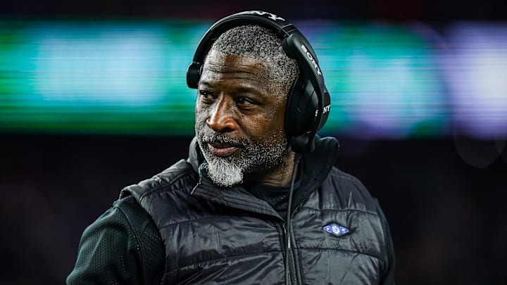 Jets head coach Aaron Glenn looks on during a game.