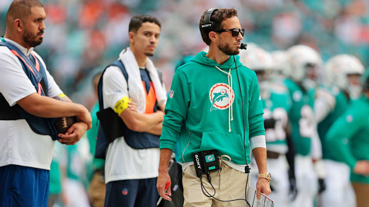 Los Dolphins despidieron a su entrenador del curso 2025 en la NFL Los Dolphins despidieron a su entrenador del curso 2025 en la NFL