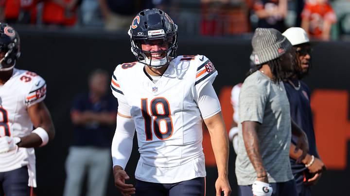 Chicago Bears QB Caleb Williams warms up before a game at Paycor Stadium. Mandatory Credit: Joseph Maiorana-Imagn Images Chicago Bears QB Caleb Williams warms up before a game at Paycor Stadium. Mandatory Credit: Joseph Maiorana-Imagn Images