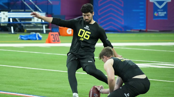 Former Pittsburgh Panthers place kicker Ben Sauls will make his NFL regular-season debut this weekend against the Vikings. Former Pittsburgh Panthers place kicker Ben Sauls will make his NFL regular-season debut this weekend against the Vikings.