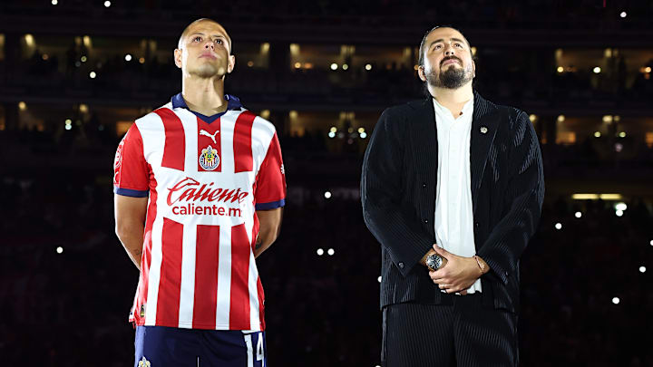 Chicharito Hernandez Returns To Chivas After 13 Years