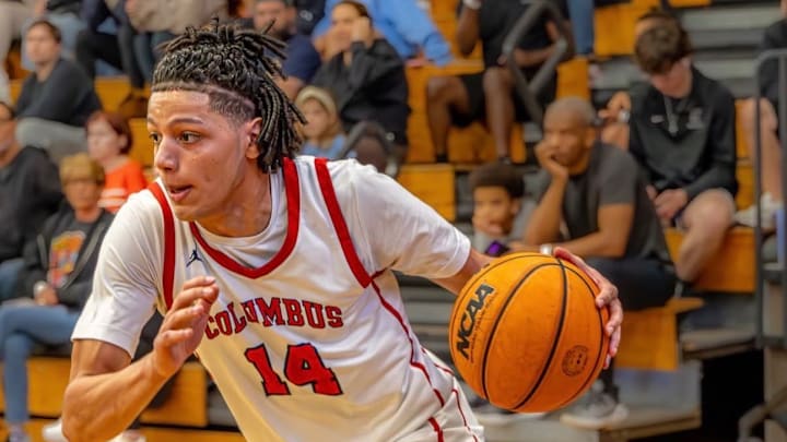 Miami Columbus' Felipe Quiñones has helped lead the four-time defending state champion Explorers to a 17-6 record and the No. 5 spot in this week's High School on SI Florida Boys Basketball Rankings. Columbus takes on No. 2 Prolific Prep on Saturday, Jan. 31, in a big showdown.