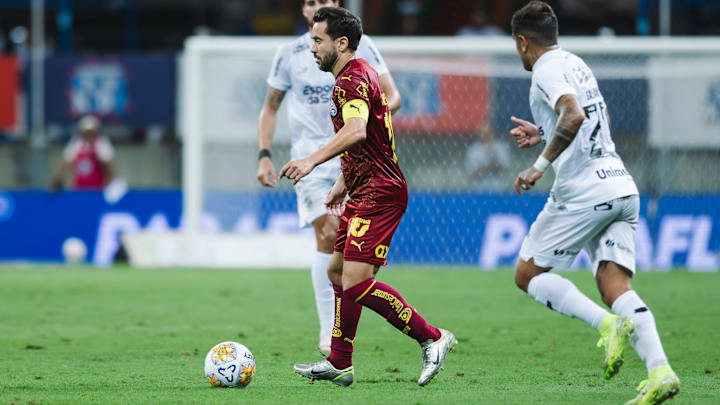 Everton Ribeiro é o capitão do Bahea