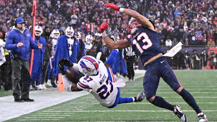 New England Patriots wide receiver Mack Hollins (13)