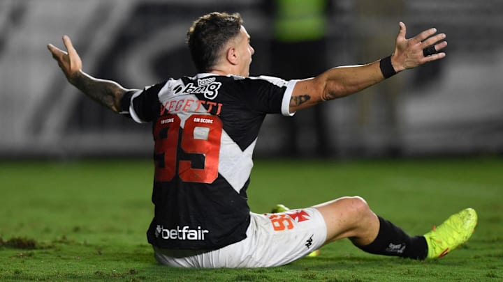 Pirata voltou ao time após ser poupado no Brasileirão Pirata voltou ao time após ser poupado no Brasileirão