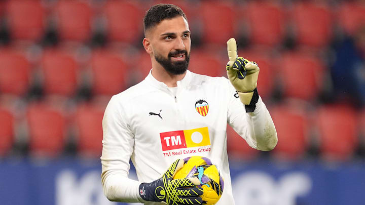 Giorgi Mamardashvili wants to be Liverpool's number one