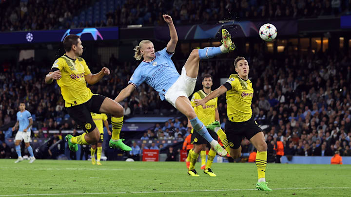 Manchester City v Borussia Dortmund: Group G - UEFA Champions League