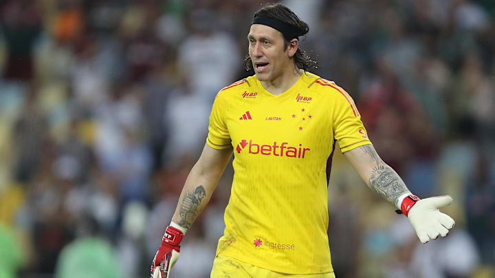 Goleiro disputou todos os jogos desde que chegou ao clube celeste