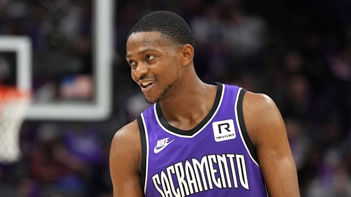 Nov 24, 2024; Sacramento, California, USA; Sacramento Kings guard De'Aaron Fox (5) during the fourth quarter against the Brooklyn Nets at Golden 1 Center. Mandatory Credit: Darren Yamashita-Imagn Images