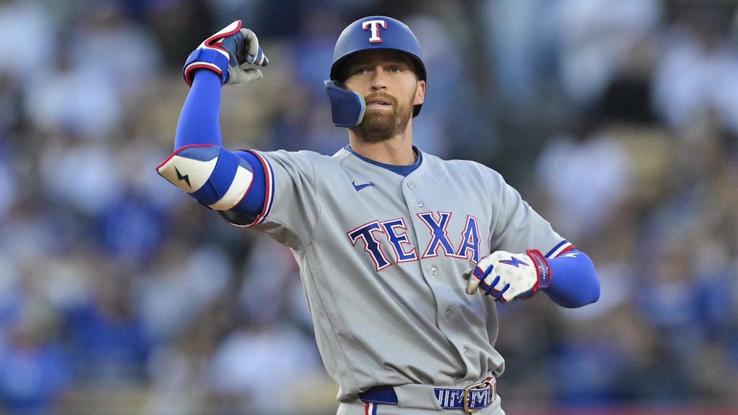 Rangers Lineup vs Mariners: Texas Stacks Lefties Against Logan Gilbert
