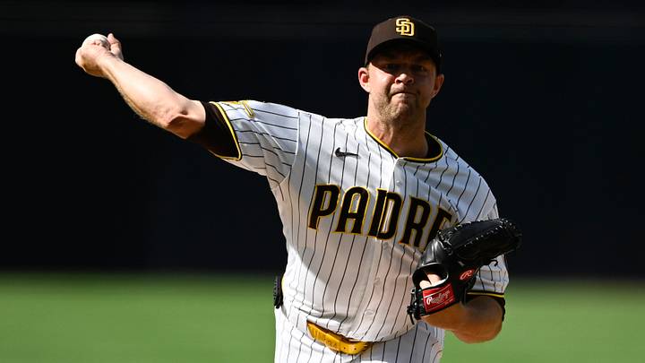 Michael King and the Padres are home favorites against the Pirates.